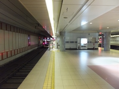 KS-fence.jpg(48136 byte)