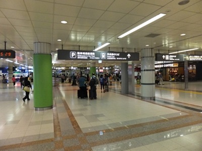 entrance.jpg(56425 byte)