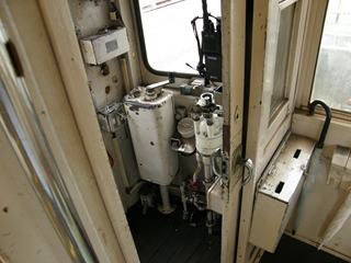 801-UNTENDAI1.JPG - 81,770BYTES