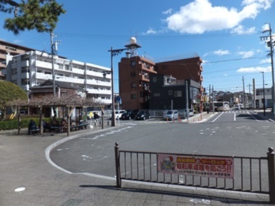 front.jpg(64700 byte)