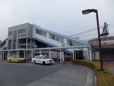 entrance-s.jpg(50902 byte)