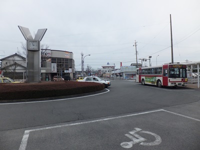 front-s2.jpg(48049 byte)