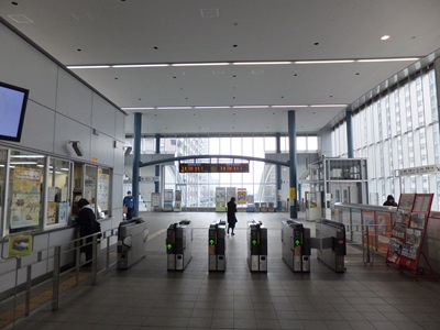 gate.jpg(56876 byte)