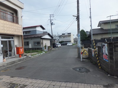 front-s.jpg(59614 byte)