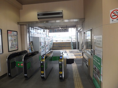 gate.jpg(53951 byte)