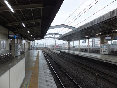 platform-i.jpg(62581 byte)