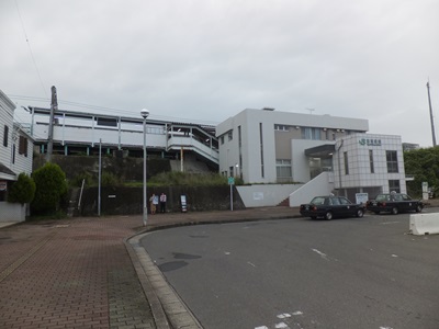 building.jpg(46882 byte)