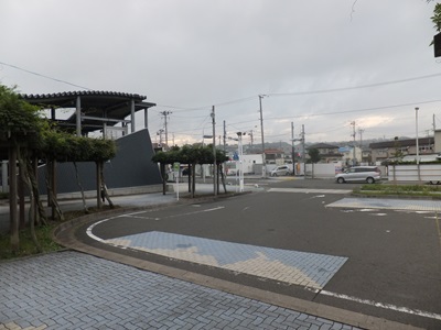 front-w.jpg(53735 byte)