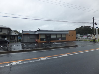 front3.jpg(47431 byte)