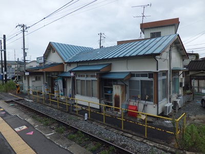 building2.jpg(66645 byte)