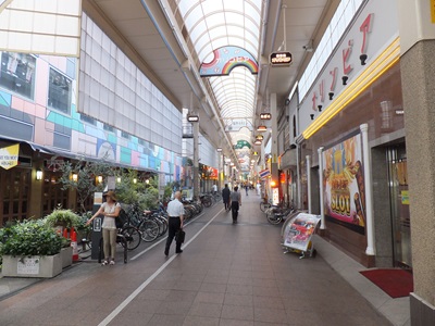 �摜�̐���