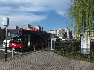 画像の説明はありません