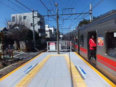 �h�A�J�b�g