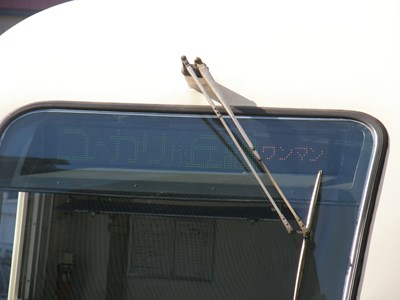 �s����\����