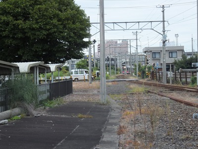 hirosaki.jpg(71088 byte)