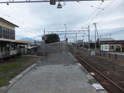 platform-h.jpg(60897 byte)