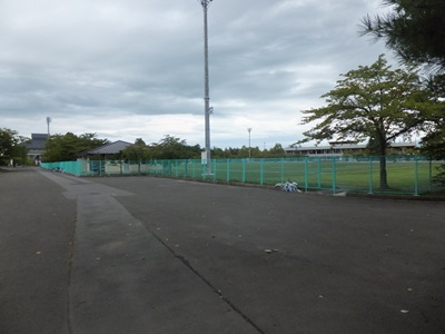 front2b.jpg(48232 byte)