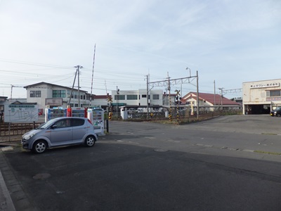 front.jpg(45896 byte)