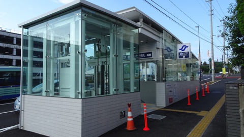 画像の説明はありません