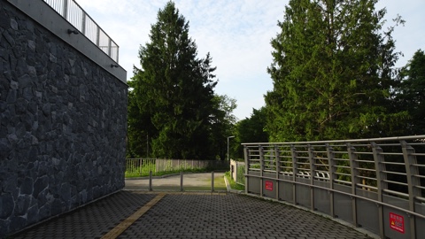 画像の説明はありません